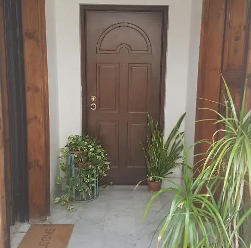 Domus Ferraro 2* Roma