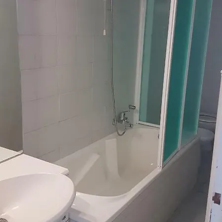 Domus Ferraro Guest house 2*