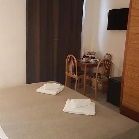 Domus Ferraro Гостевой дом
